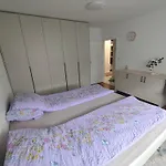 아파트 Sweet Free Parking